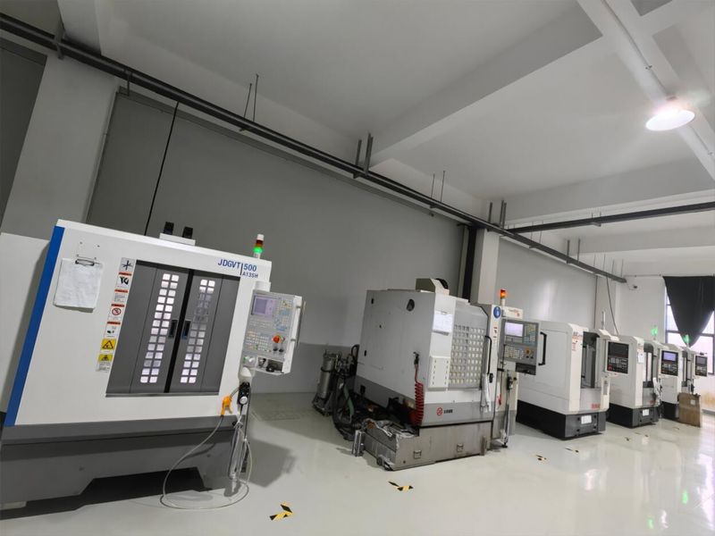 Jingjing Technology (Hubei) Co., Ltd linea di produzione del fabbricante